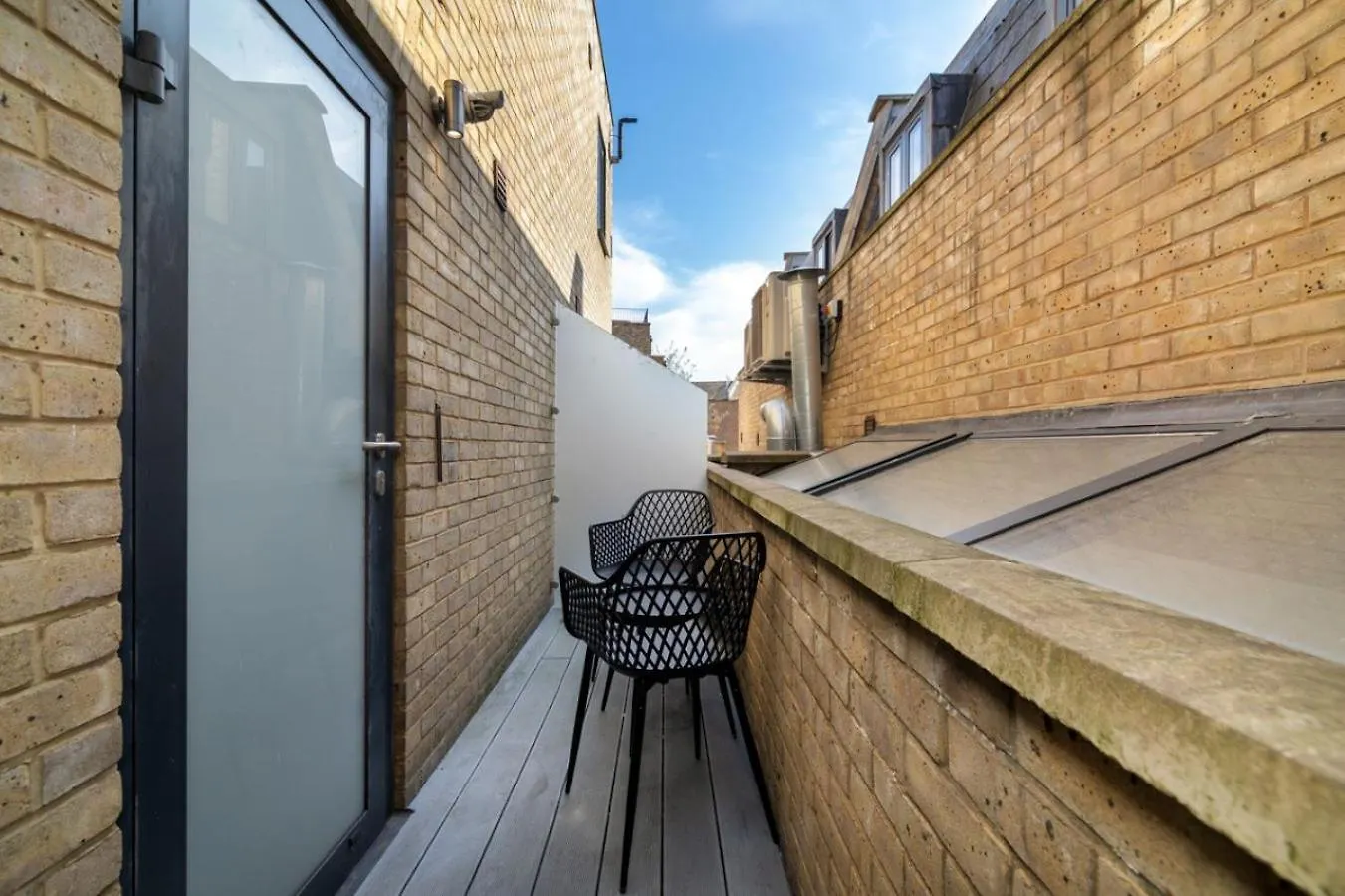 London City Shoreditch 1Br Luxury Balcony Sleeps 4 0*,  United Kingdom